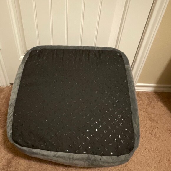 Dog Car Seat New without tags - Picture 3 of 5